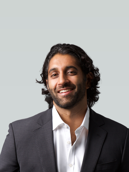 Gurmaan Bhatia NY Y6013 Bregal (1)